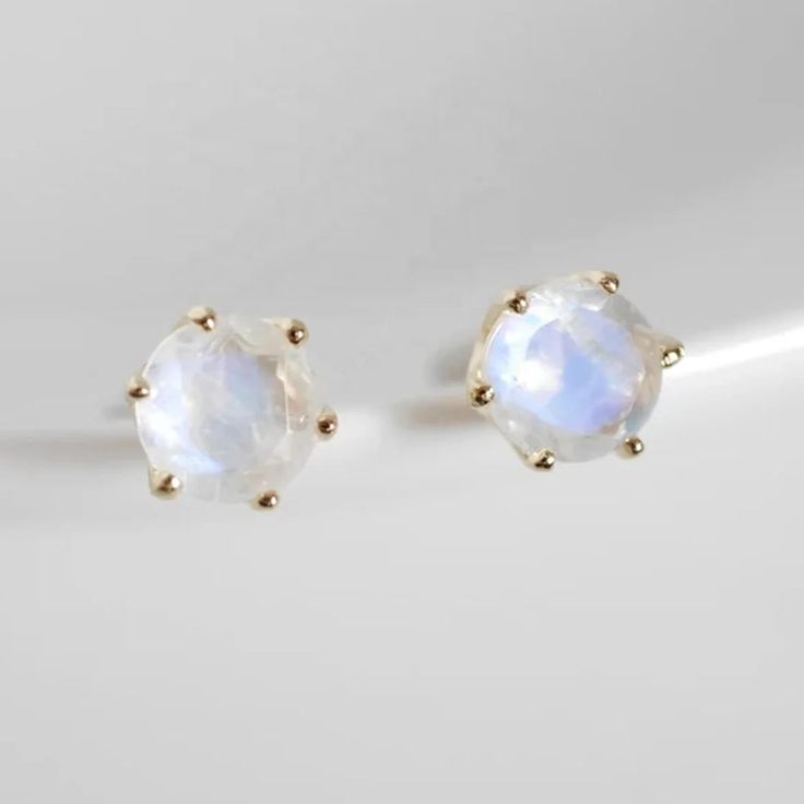 Made to orderIndulge in luxury and allure with our moonstone stud earrings, a bespoke creation available in your choice of white gold, yellow gold, or rose gold. Meticulously crafted to order, each earring showcases a captivating round moonstone that exudes an ethereal glow, evoking the mysteries of the night sky. Crafted with precision, these earrings promise enduring brilliance and exceptional quality. Whether chosen to match your personal style or to mark a special occasion, our Solid Gold Ro Gold Moonstone Round Jewelry, Magical Round Moonstone Jewelry, Moonstone Round Yellow Gold Earrings, Round Gold Moonstone Earrings, Gold Moonstone Earrings Nickel-free, Moonstone Earrings, Steel Jewelry, Stainless Steel Jewelry, Timeless Beauty