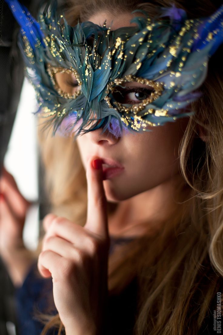 Shhhhhh! ❣️ƸӜƷ❣️❥‿✿⁀❤︎MC19♔��✝♡ Masquerade Ball Party, Masked Ball, Venetian Masquerade, Female Mask, Venetian Masks, Venetian Mask, Hidden Beauty, Mask Girl, Carnival Masks