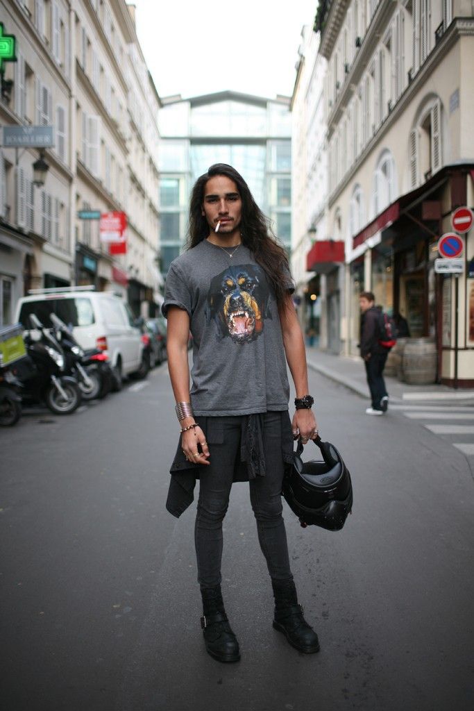 Gray Hair Men, Male Model Street Style, Street Style Boy, Willy Cartier, Street Style Blog, Model Street Style, Long Gray Hair, Best Mens Fashion, Corte De Cabelo Masculino