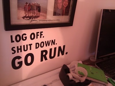 there is a sign on the wall that says log off, shut down go run