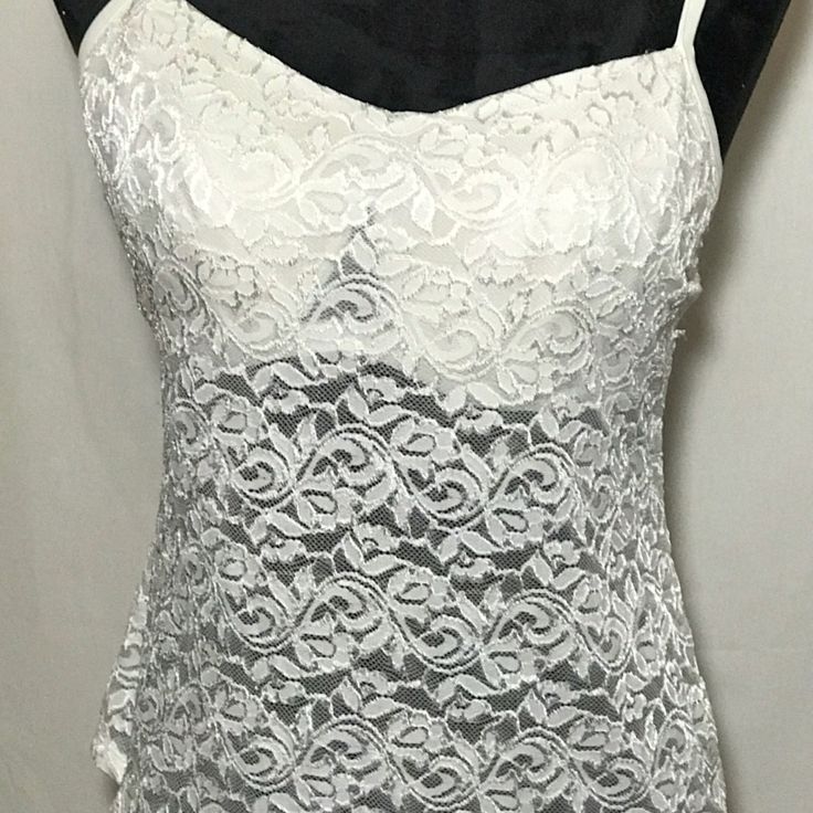 Women’s Lace Camisole In White..By Cinema Exoile..Bra Size 36d..New Without Tags. Elegant Lined Camisole, Fitted Lace Tops With Spaghetti Straps, Fitted Lace Camisole With Lace Top, Fitted Lace Camisole With Spaghetti Straps, Elegant Sleeveless Lined Top, Spring Lined Camisole, Lace Camisole With Lined Body, Lace Sleeveless Tank Top, White Lace Top Camisole For Party