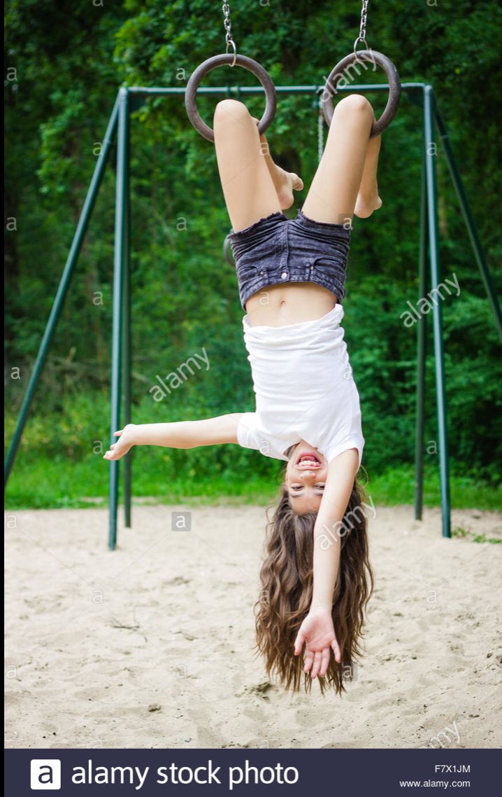 Person Hanging Upside Down Drawing, Person Upside Down, Hanging Upside Down Pose Reference, Person Hanging Upside Down Reference, Person Hanging Upside Down, Upside Down Pose Reference, Hanging Upside Down Drawing Reference, Reference People, Monkey Bar