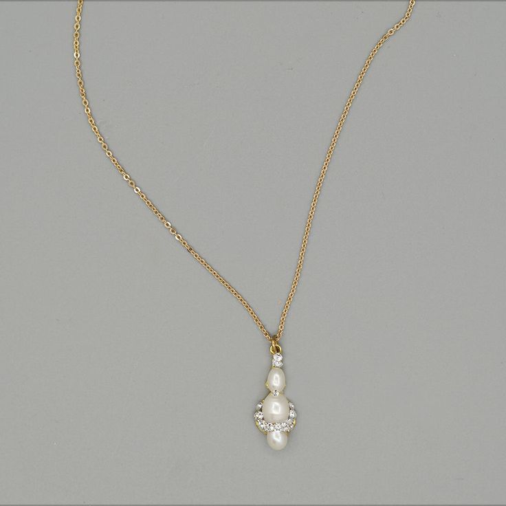 Freshwater Pearl petite pendant necklace to match our best-selling Margot Pearl Drops! Measures at: Pendant height 1" with 17" of chain plus extender. Hypoallergenic, nickel free. Jewel Wedding, Cubic Zirconia Earrings, Zirconia Earrings, Statement Bracelet, Pearl Drop, Pearl Pendant, Chandelier Earrings, Boho Earrings, Pearl Bracelet