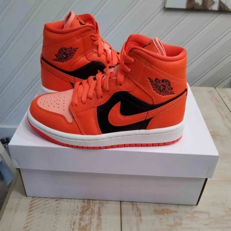 Style Number Dm3381-600 Us Men's Size 3.5 / Women's 5 Uk 3 Eu 35.5 New, With The Original Box, And Original Packaging. 100% Authentic All Items Were Bought Directly From A Nike Retail Store. Please Look At The Items Pictures And Ask Any Questions Before Placing An Order. All Orders Are Final. I Do Not Accept Returns. Have A Great Shopping Experience. Thanks You. Air Jordan 1 Mid Orange Black, Orange Sporty High-top Sneakers With Rubber Sole, Orange High-top Sneakers With Rubber Sole For Streetwear, Orange High-top Streetwear Sneakers With Rubber Sole, Orange High-top Sneakers With Contrast Sole For Streetwear, Orange Sneakers With Boost Midsole For Streetwear, Sporty Orange High-top Sneakers For Streetwear, Orange High-top Sneakers With Boost Midsole For Streetwear, Urban Orange Sneakers With Rubber Sole