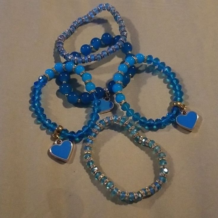 Faceted Crystal Blue Silvertone/ Goldtone Beaded Heart Charm Stretch Bracelet Set 7". Brand New Never Used In It's Original Packaging. Aesthetic Beads, Blue Bracelets, Girly Bracelets, Crystal Bead Bracelet, Mom Bracelet, Kids Purse, Beaded Heart, Cute Birthday Gift, Moms Bracelet