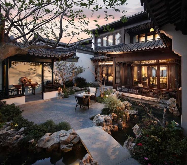 Asian Style House, Japanese Mansion, Traditional Chinese House, China House, Chinese Courtyard, Asian House, Japanese Home Design, Chinese House, Japanese Style House