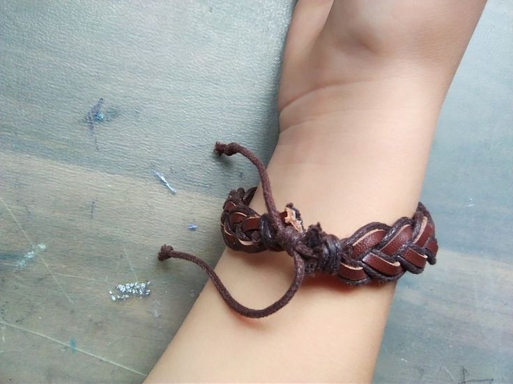 Casual Jewelry With Leather Strap As Gift, Casual Jewelry With Leather Strap Gift, Casual Leather Jewelry As Gift, Brown Braided Bracelet For Gift, Casual Jewelry With Adjustable Leather Strap, Handmade Brown Leather Friendship Bracelet, Leather Bracelets With Adjustable Cord As Gift, Adjustable Trendy Leather Bracelet, Trendy Brown Bracelet As Fashion Accessory