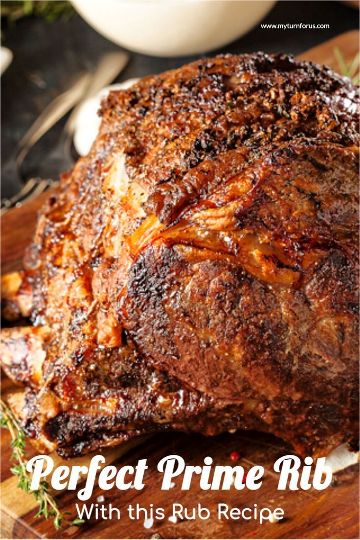 the perfect prime rib with this rub recipe is ready to be served on the grill