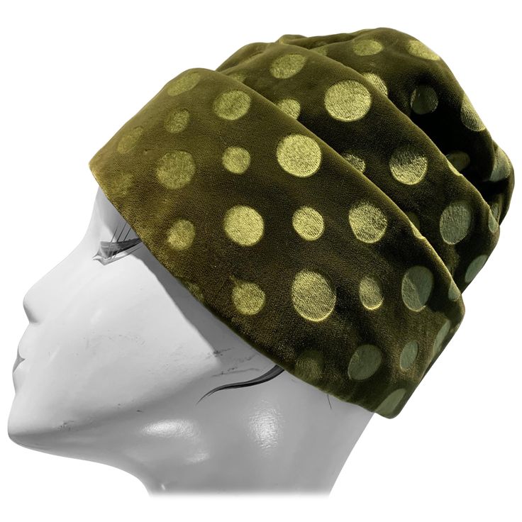 1960s Jan Leslie olive green polka dot velvet pleated turban-style toque hat. Size Small-Medium Turban Mode, Evening Hat, Technical Sketch, Historical Hats, Paint Leather, Knit Turban, Vintage Style Hat, Independent Study, Hat Base