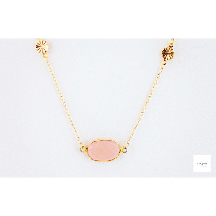 Become captivated by the breathtaking beauty of this stunning dusty rose pink chalcedony and gold link necklace! Its delicate yet powerful aura will captivate your senses and elevate your style to new heights. Indulge in romance and timeless elegance with this exquisite dusty rose pink chalcedony necklace.Perfect for special occasions or as a gift, this beautiful necklace boasts a faceted, oval-shaped dusty rose chalcedony gemstone set in a vermeil bezel. The gemstone's semi-transparency adds to Feminine Rose Gold Necklaces With Clavicle Chain, Feminine Rose Gold Necklace With Clavicle Chain, Delicate Pink Gold Jewelry With Gemstone, Pink Oval Feminine Jewelry, Elegant Rose Gold Crystal Necklace With Delicate Chain, Feminine Oval Pink Jewelry, Elegant Long Crystal Necklace For Gift, Feminine Pink Oval Jewelry, Feminine Rose Gold Necklace Gift For Her