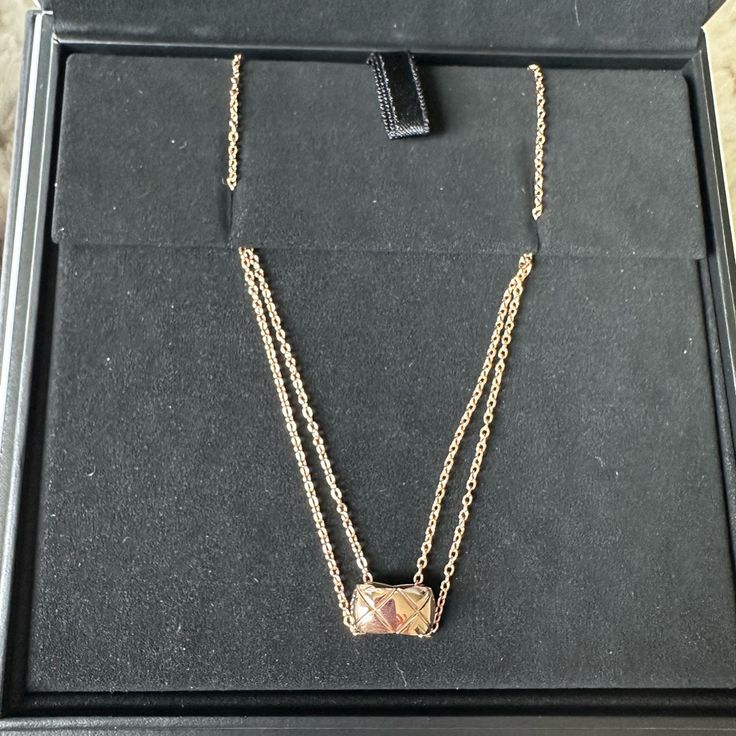 This Is An Authentic Chanel 18k Beige Gold Coco Crush Pendant Necklace. The Necklace Is Crafted Of 18 Karat Beige Gold And Features A Quilted Station Pendant Suspended On Double Chains. Brand New. Never Worn. Full Set From The Boutique. Length: 14.75 In To 16.00 In Pendant: 7 Mm Width: 14 Mm Formal Rose Gold Jewelry With Detachable Pendant, Formal Rose Gold Necklace With Detachable Pendant, Coco Crush Necklace, Luxury Rose Gold Jewelry With Detachable Pendant, Luxury Aaa Quality Rose Gold Jewelry, Luxury Pendant Necklaces For Celebration, Luxury Jewelry With Detachable Pendant For Formal Occasions, Luxury Jewelry With Detachable Pendant For Formal Events, Luxury Formal Jewelry With Detachable Pendant