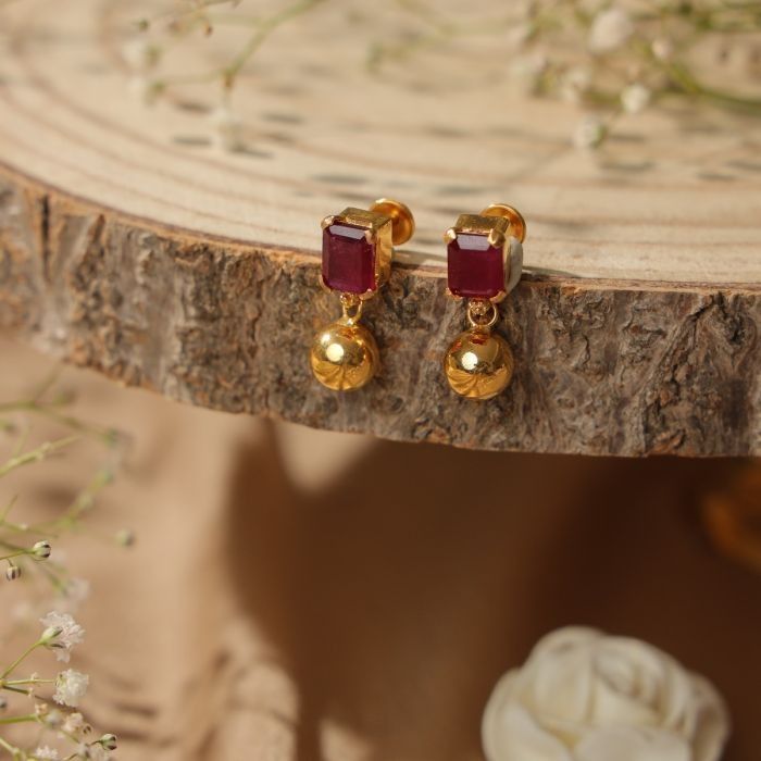 Ruby Stud earrings Ear Rings For Daily Use Gold, Daily Wear Earrings Gold Indian Studs, Ruby Earrings Gold Indian, Ruby Stone Earrings Gold, 2 Gm Gold Earrings, Earings Design Gold New Model Daily Wear, Daily Wear Earrings, Gold Ear Rings Designs, Earrings Gold Indian Simple