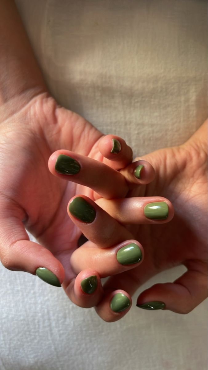 Ascetic olive green nails Tan Hands Nails, Green Nails On Tan Skin, Green Nails On Brown Skin, Light Olive Green Nails, Nails For Tan Skin, Aesthetic Olive Green, Olive Green Fashion, Olive Green Nails, Aesthetic Tan