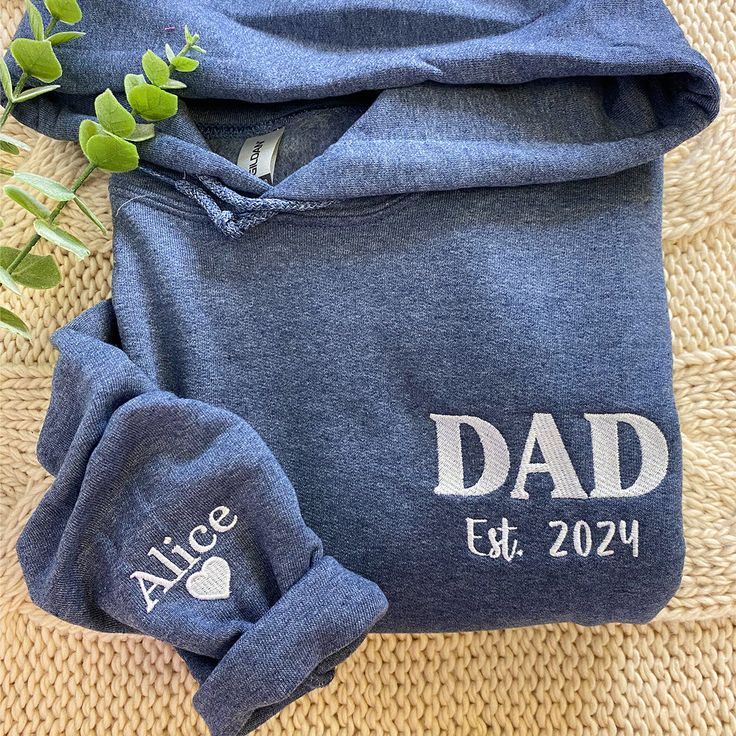 Dad sweastshirt Dad With Kids, Presents For Grandma, Embroidered Portrait, Birthday Gift For Dad, Custom Sweaters, Matching Hoodies, Embroidery Sweater, Best Mothers Day Gifts, Matching Sweaters