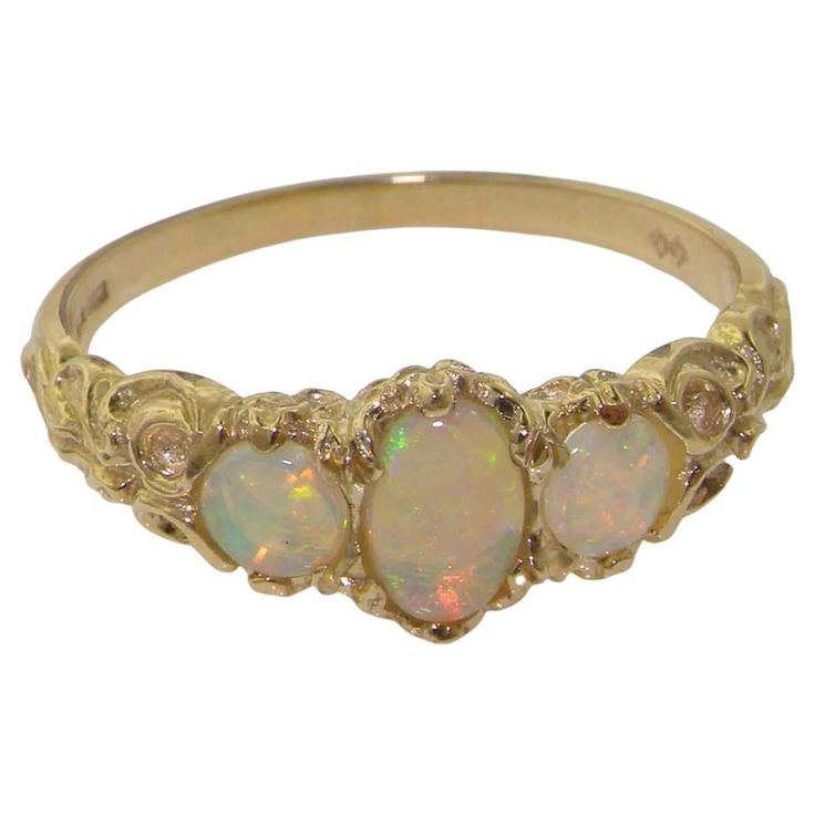 Vintage Gold Opal Ring, Vintage Rings Opal, Gold Stacking Wedding Rings, Luxury Victorian Gold Opal Ring, Cute Gold Engagement Rings, Vintage Opal Wedding Rings, Cameo Rings Vintage, Opal Engagement Ring Gold, Opalescent Sapphire Ring