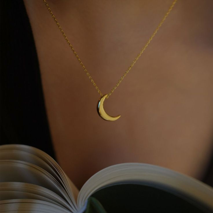 Why We Made This Embrace the celestial beauty with our Gold Crescent Moon Necklace, meticulously crafted with 24K gold coated over 925 Sterling Silver. This enchanting piece is a perfect blend of elegance and mystique, designed for those who love to adorn themselves with unique and meaningful jewelry. Its symbolic design and high-quality craftsmanship make it a memorable and cherished gift. Product Details MADE FROM 925 Sterling Silver, 24K Gold Coating MEASUREMENTS Necklace length : 45cm / 18'' Healing Questions, Questions Aesthetic, Gold Crescent Moon Necklace, Chains Aesthetic, Crescent Moon Necklace Gold, Gold Crescent Moon, Moon Gold, Faded Colors, Gold Moon Necklace