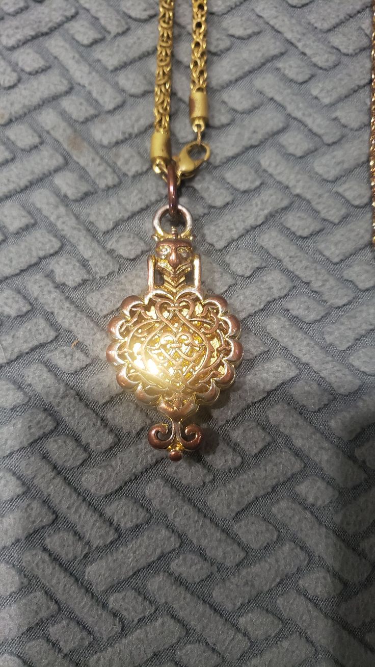 Vintage RARE goldette Victorian revival Gothic pendant locket necklace gold tone Gothic Pendant, Gold Locket Necklace, Pendant Locket, Victorian Revival, Locket Necklace, Necklace Gold, Pendant Necklaces, Locket, Jewelry Necklace Pendant