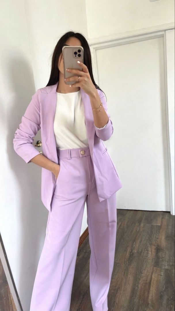 Blazer Set Outfit, Lavender Outfit, Fashion Forward Outfits, Refined Fashion, Business Outfits Women, Stylish Work Outfits, Professional Attire, Business Outfit, Formal Outfit