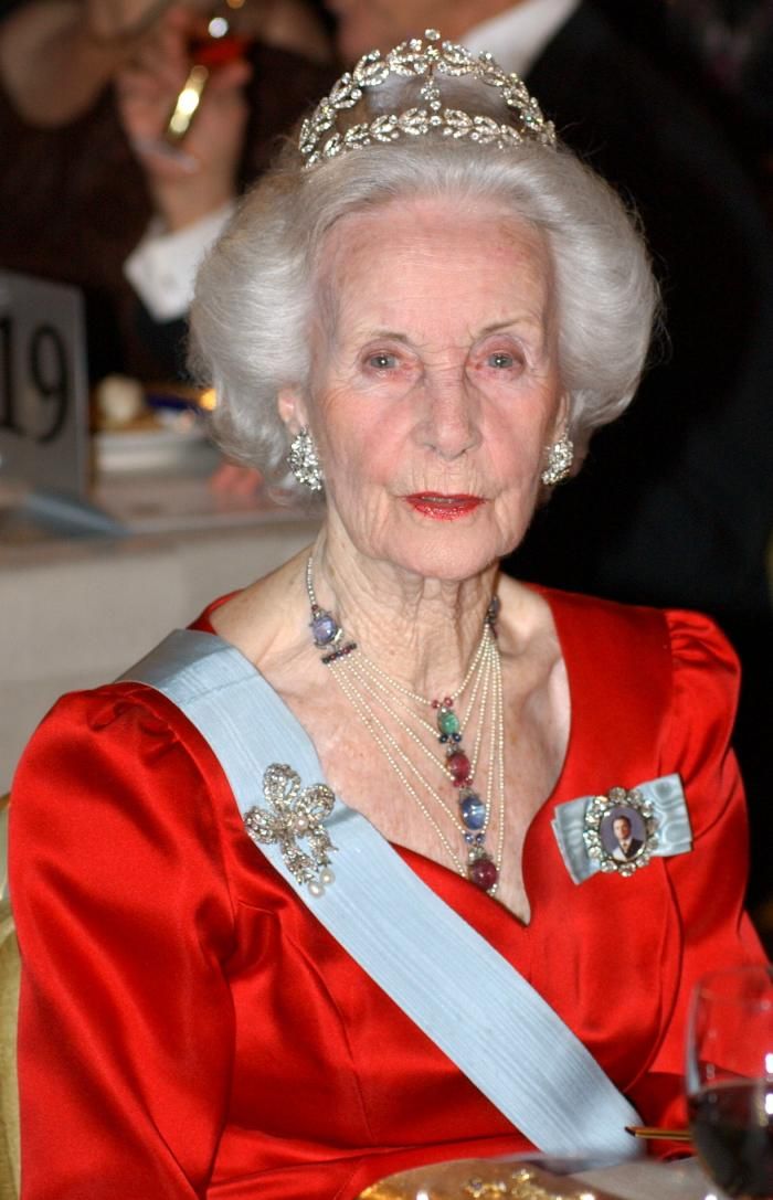 Princess Lilian wearing her laurel wreath tiara and ruby, sapphire ...