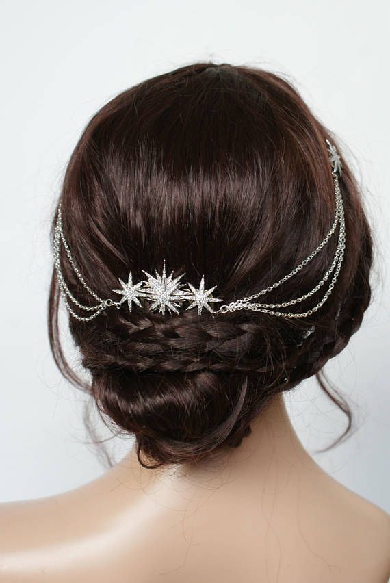 Hey, I found this really awesome Etsy listing at https://www.etsy.com/listing/583325189/star-bridal-headpiece-wedding-hair-drape Hair Chain Wedding, Celestial Hair, Bridal Hair Chain, Headpiece Wedding Hair, Boho Waves, Hair Chain, Art Deco Hair, Wedding Hair Head Piece, Hair Chains