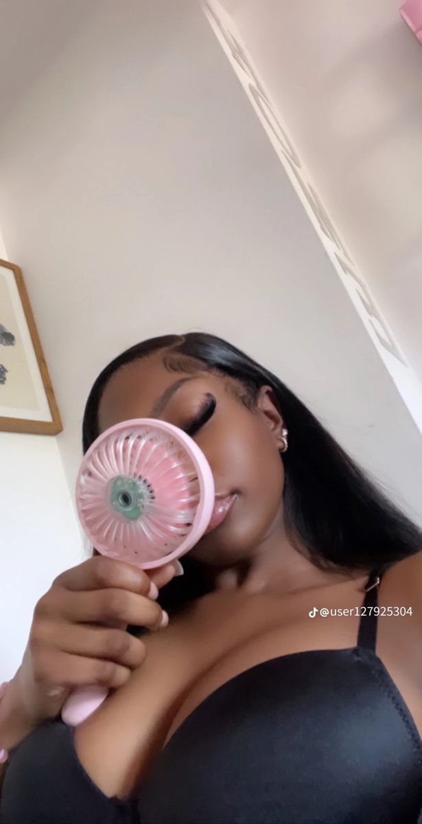 Lashes Fake Eyelashes, Lash Extensions Styles, Pretty Lashes, Mode Tips, Mode Zara, Wispy Lashes, Pink Girly Things, Cute Selfie Ideas, Pretty Selfies