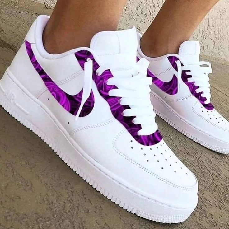 Be bold and stand out with our Purple Rose Swoosh Custom Nike Air Force 1! Featuring a vibrant purple rose design on the swoosh, these shoes will make a statement and inspire you to take risks. With comfortable Nike Air technology, you can conquer any adventure in style. Exactly as shown in the pictures. 📷 Brand New & Authentic. 💯 Hand Painted with attention to detail. 👨‍🎨 Waterproof and Flexible. ❤️ Unisex model. Please refer to the Size Chart. 👟👫 Free Worldwide Shipping. ✈️🌍 Custom Nike Air Force 1, Custom Nike Air Force, Custom Air Force 1, Custom Nike, Purple Rose, Sneaker Games, Custom Nikes, Custom Sneakers, Purple Roses