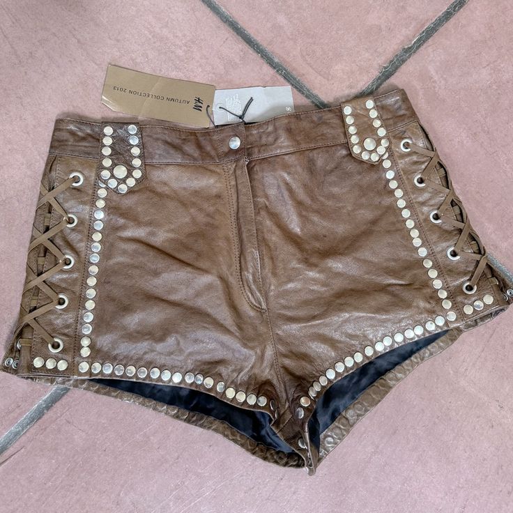 Brand New Hard To Find. Willing To Trade For A Size 6 Or 4. Genuine Leather Size 12 Bnwt Brown Leather Short Bottoms, Brown Leather Summer Bottoms, H&m Brown Bottoms For Spring, High Waist Leather Bottoms For Summer, Brown Leather Shorts, Stagecoach Outfit, Rock Chic Style, Boho Chic Aesthetic, Girls Long Skirts