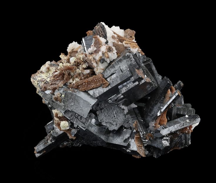 Curious about the value of hematite? Discover the fascinating world of this iron oxide mineral and its worth. From its deep reddish-brown color to its metallic luster, hematite holds both aesthetic and economic significance. Explore the value and beauty of hematite with Rock Chasing! 💎✨ #Hematite #Minerals #RockChasing Crystal Mining, Rough Gems, Pricing Guide, Metallic Luster, Rocks And Gems, Reddish Brown, Iron Oxide, Gems And Minerals, Worth It