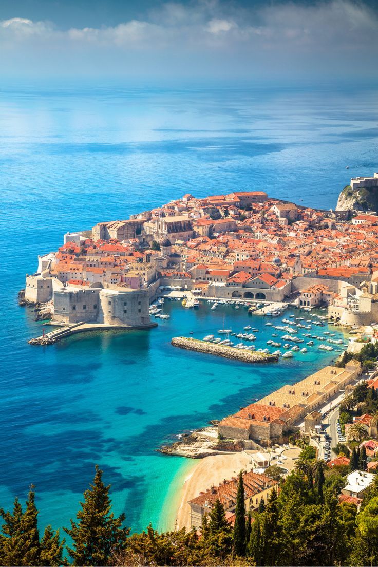 Best Things To Do Over The Summer Holidays In Croatia Croatia Holiday, Visit Croatia, Croatia Travel, Dubrovnik Croatia, Honeymoon Destinations, Dubrovnik, Holiday Destinations, Beautiful Scenery, Tropical Paradise