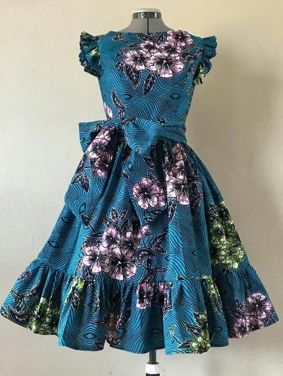 a424ed4bd3a7d6aea720b86d4a360f75desc40587829ri Short Gown For Kids, Chic Attitude, African Attire Dresses, Long African Dresses, African Dresses For Kids, Short African Dresses, Best African Dresses, African Fashion Skirts, African Dresses Modern