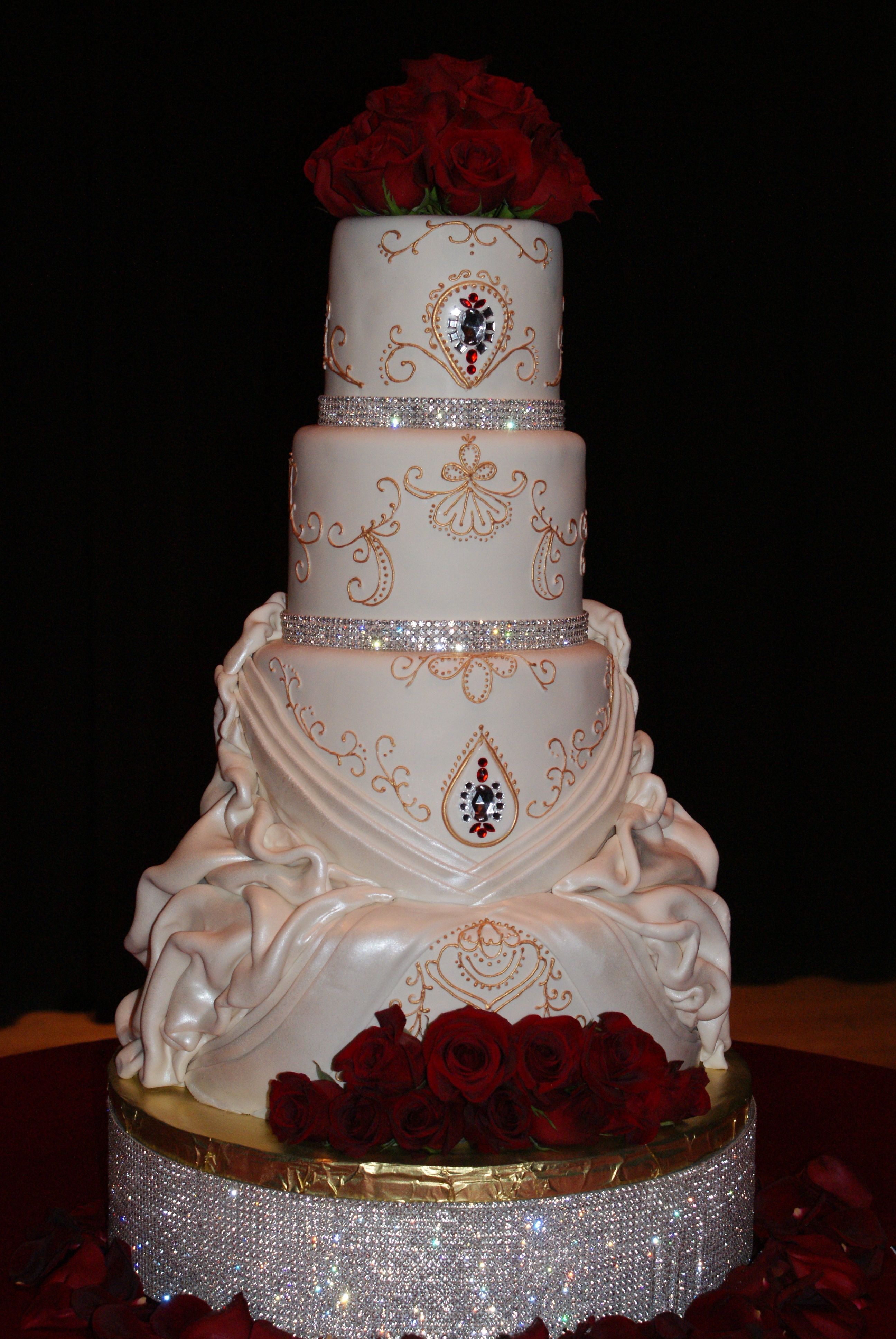 23++ Beautiful wedding cakes with bling info