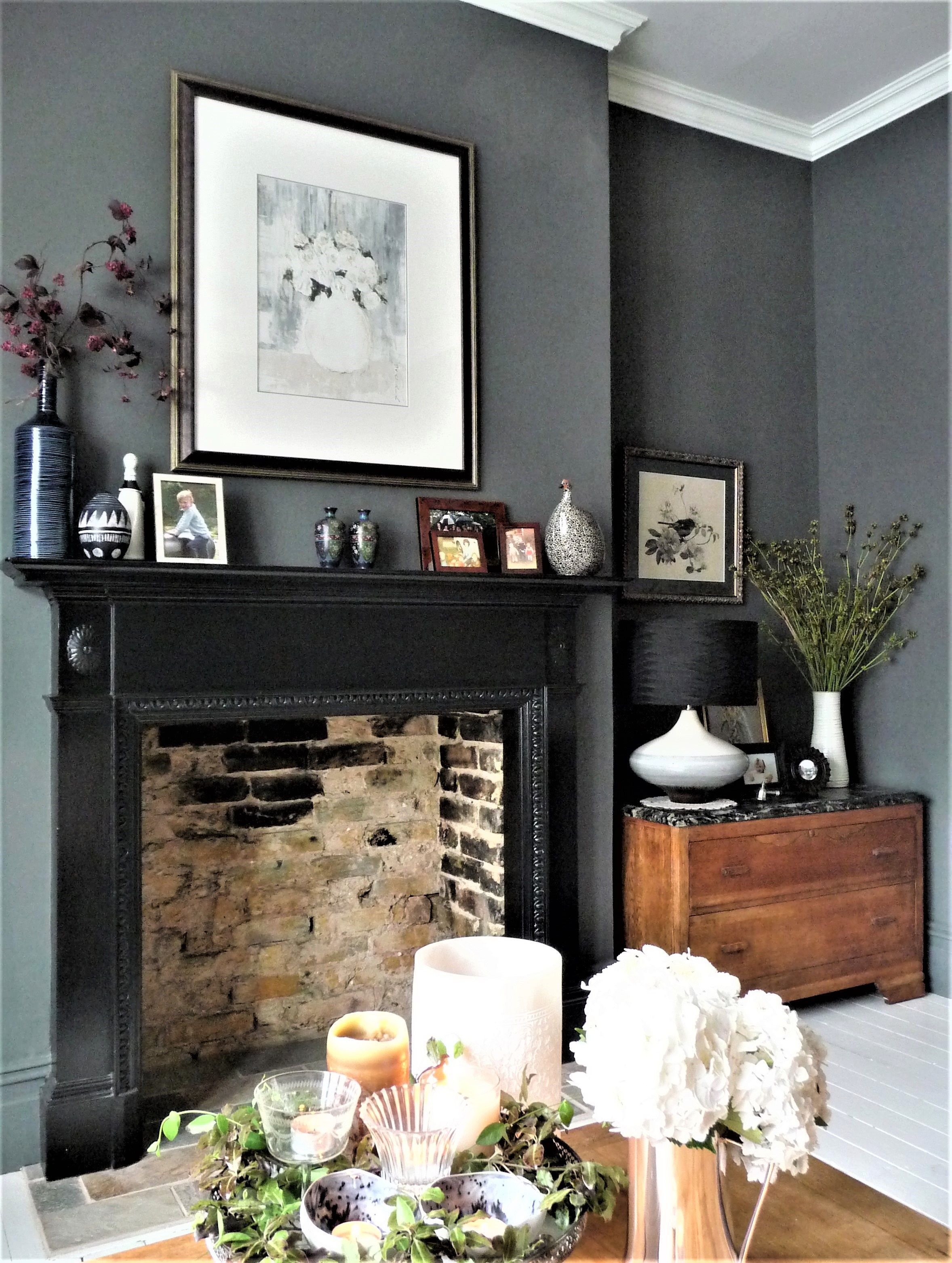 Dark grey walls, victorian terrace lounge Living room grey, Dark grey