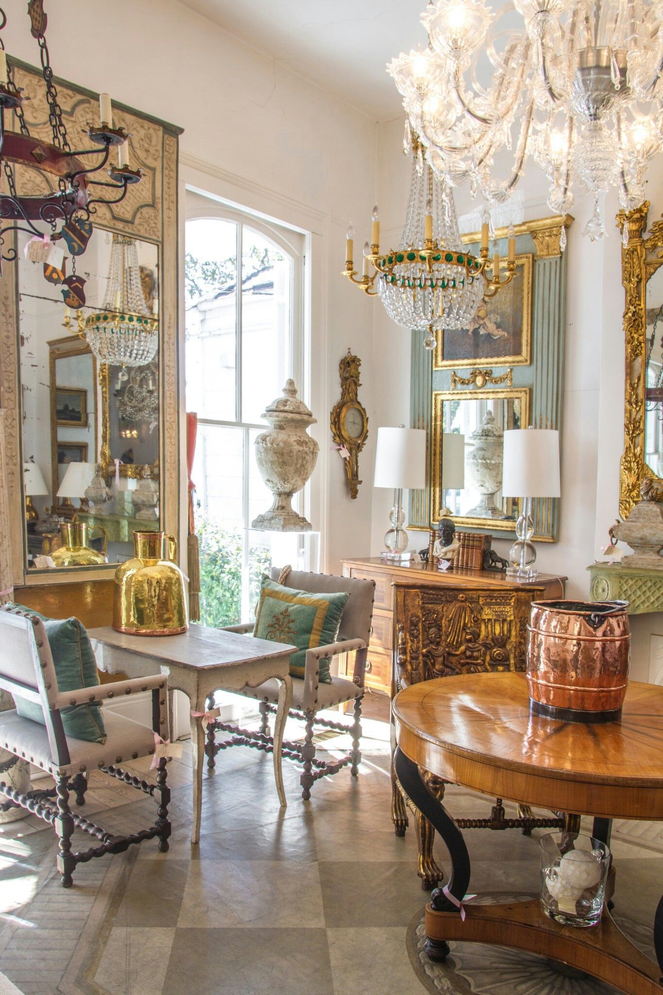 New Orleans interiors. Southern sophistication. NOLA