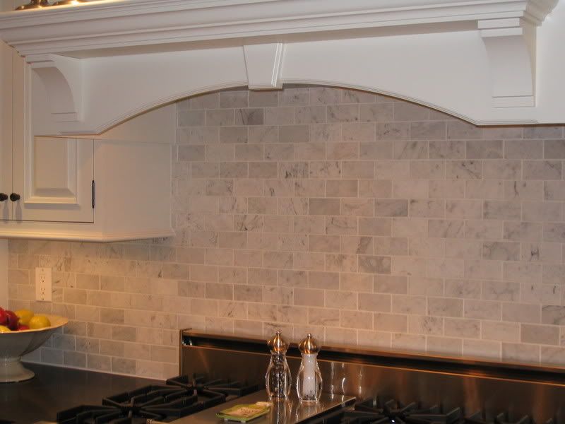 Tumbled Marble Subway Tiles Subway tile backsplash kitchen, Kitchen tiles backsplash, Marble