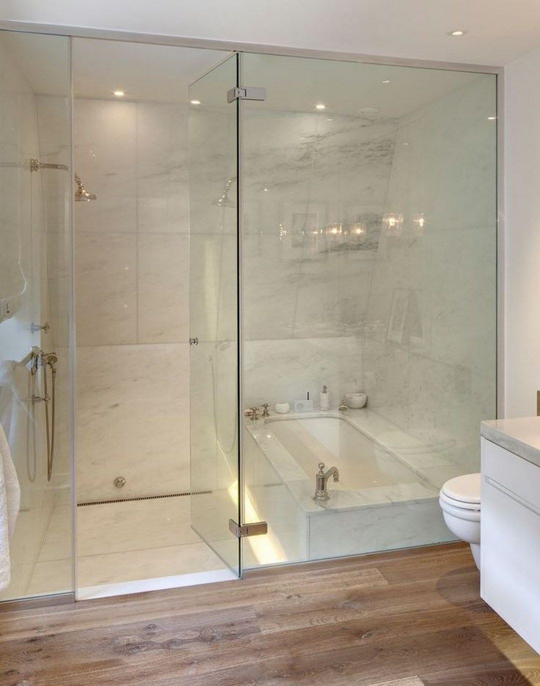 99 Small Bathroom Tub Shower Combo Remodeling Ideas (35) Bathroom tub