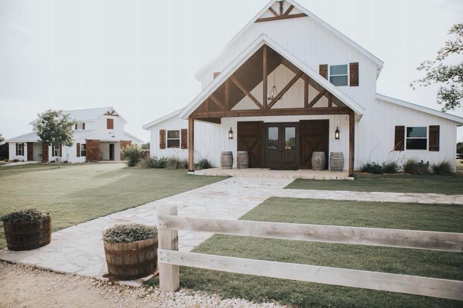 36++ Farmhouse wedding venue texas ideas