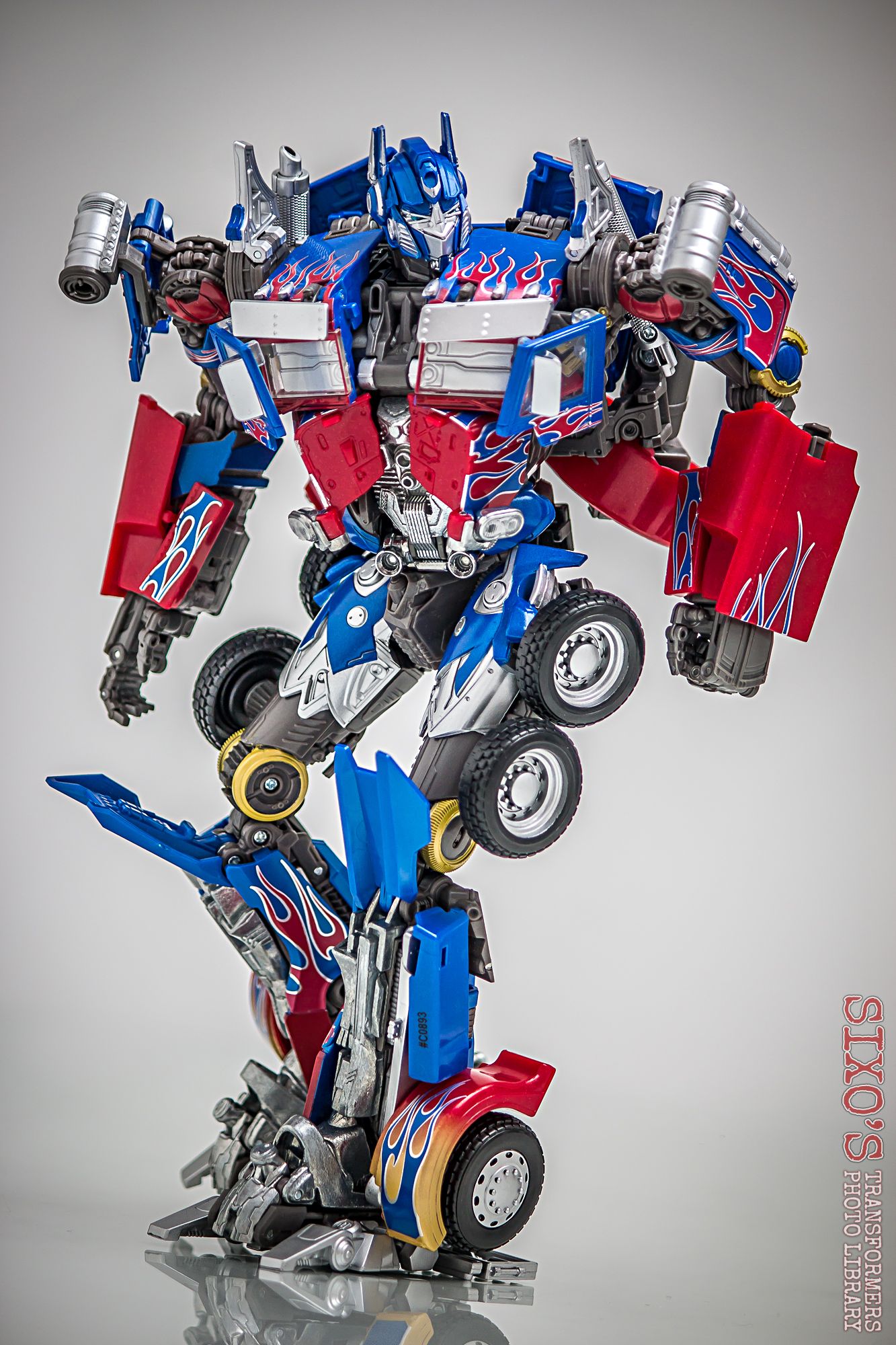 Transformers Masterpiece MPM-04 Movie Optimus Prime Optimus Prime Truck ...