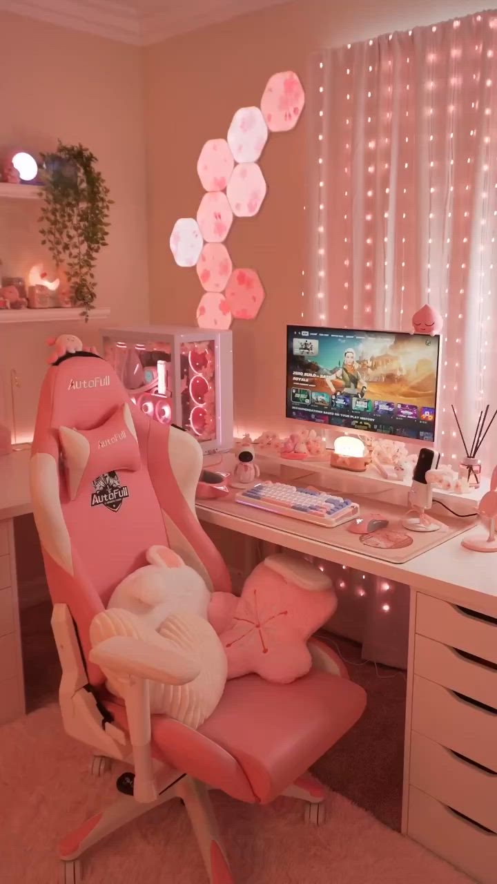 Who else is excited about having avatar characters in Fortnite? 💕 #fyp #pcsetup #pcbuild #gamergirl #fortnite