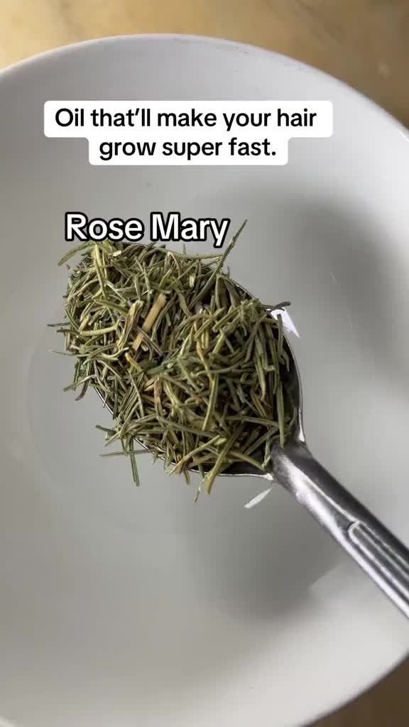 Learn this simple rosemary and cloves for hair growth DIY and watch how fast your hair grows! If you are looking for a simpler method that makes the oil last much longer, visit my blog to learn the step by step process of how to grow hair faster! Video Credit: @bunila20 #HairLossSolution #RosemaryOil #DIYHairTreatment #HairGoals