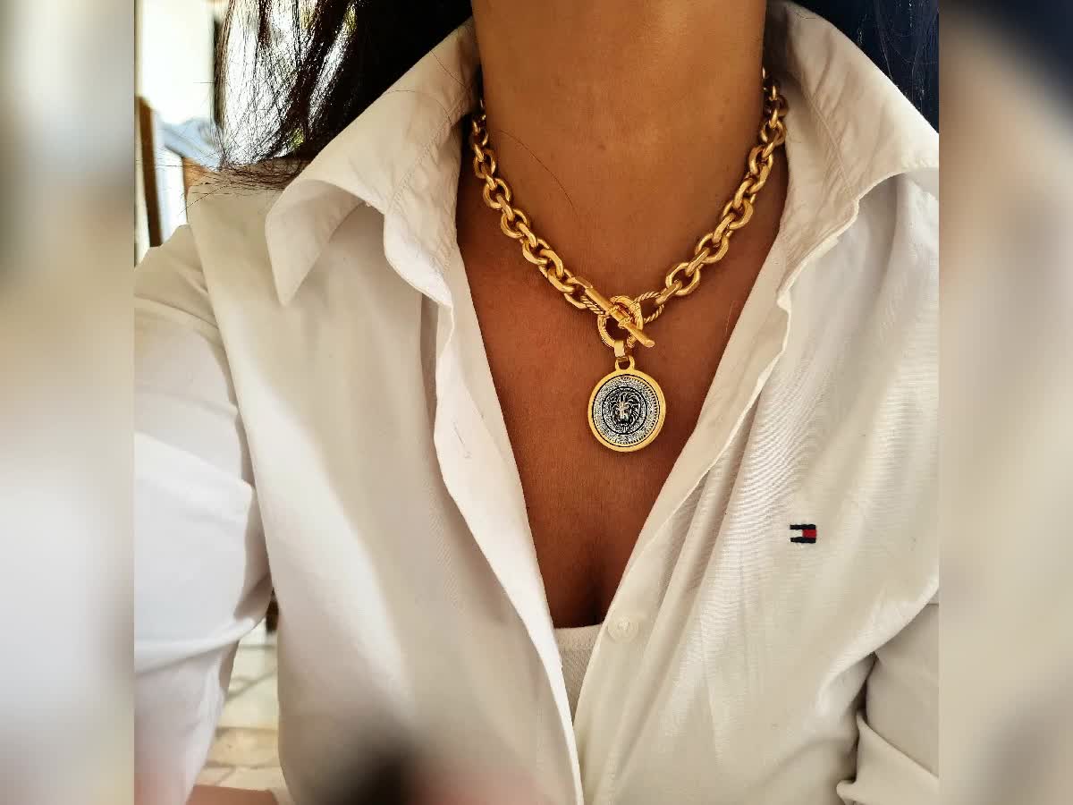 Massive Gold Link Chain With Lion Coin Charm, Statement Necklace With Toggle Clasp, Slip Chunky Chain  Medallion Necklace