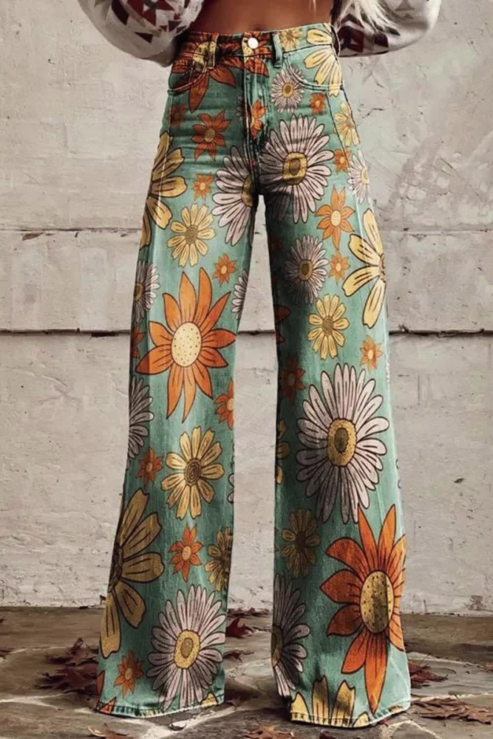 These women's vintage floral daisy print casual wide-leg pants jeans epitomize a blend of nostalgic elegance and relaxed comfort. Adorned with delicate floral daisy patterns, they offer a touch of vintage charm, while the wide-leg cut ensures ease of movement. Perfect for embracing casual sophistication with a hint of retro allure.