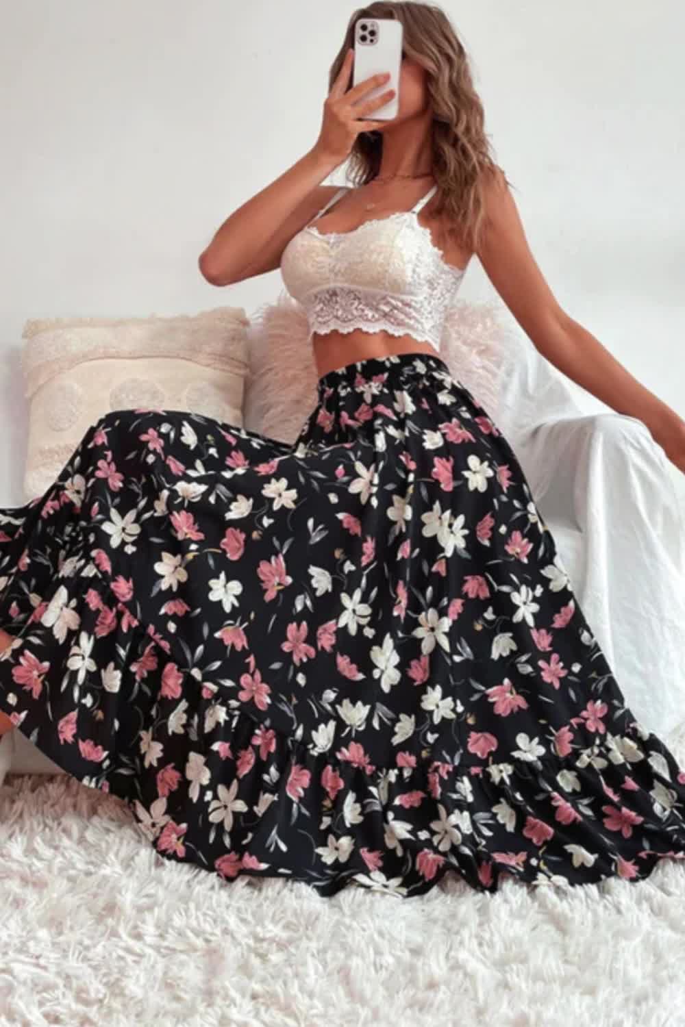 Turn heads with our Allover Floral Print Ruffle Hem Skirt! Elevate your look with this feminine and stylish skirt, perfect for any occasion. 🌸👗✨ #FloralSkirt #RuffleHem #FashionEssentials #WomensFashion #StylishSkirt #ChicStyle #TrendyBottoms #FashionInspiration #FeminineFashion #VersatileStyle





