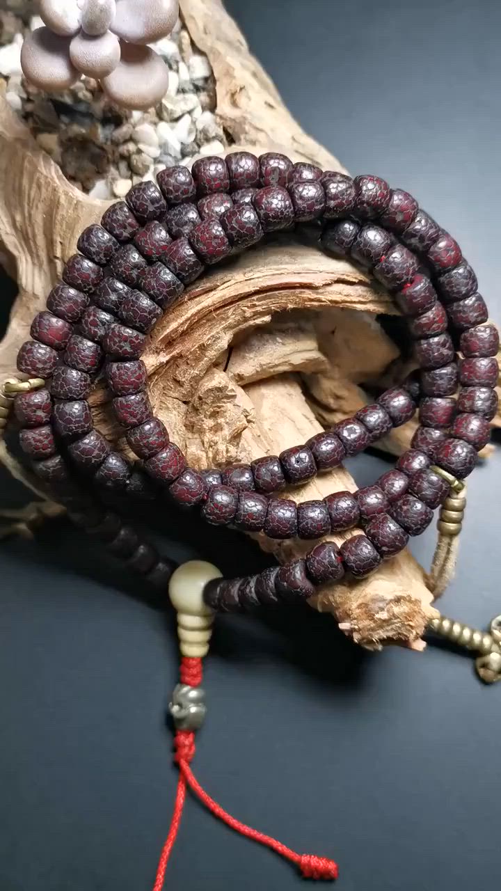 This mala is made by Tibetan craftsmen and come from Hepo Town, Baiyu County,Tibet, the birthplace of the famous Tibetan handicrafts,about 50 years old,blessed by a lama in Baiyu Monastery. ❤ Handmade 108 bodhi beads approximately 8mm,Mala'perimeter is 40cm,15.7inches ❤ 1 pair bead counter,and a Cool Grove pendant ❤ Great Mala For Meditation and Yoga Practitioners ❤ Good karma beads that protect one from negative energy and removes obstacles. Malas are used all over by the Buddhists around..