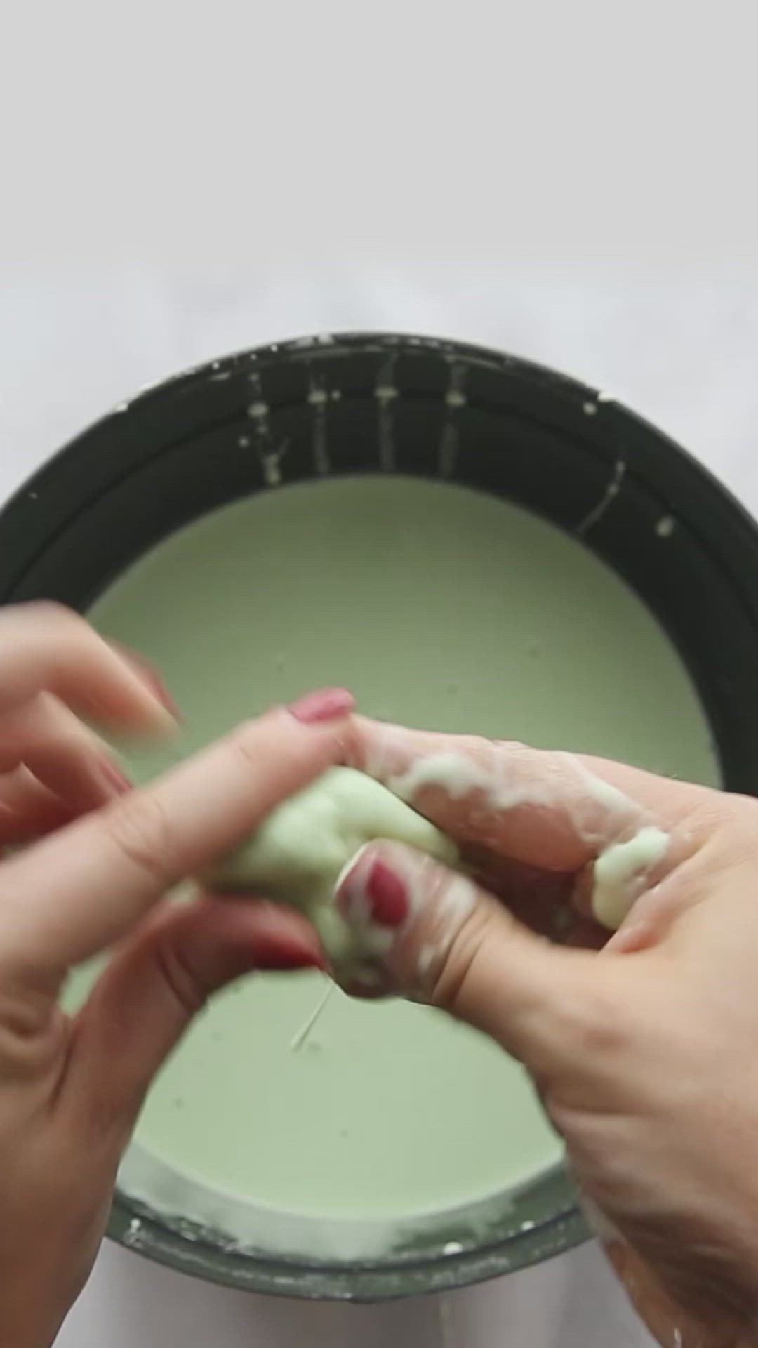 This contains an image of: How to Make Oobleck