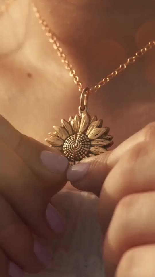 Make her day with the Beautiful You Are My Sunshine Necklace. This stunning necklace is designed to express your deepest love and appreciation. Ideal for any special occasion, it’s a meaningful and heartfelt gift that she will cherish forever.