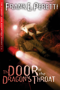 Paperback The Door in the Dragon's Throat: Volume 1 Book