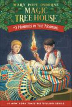 Paperback Mummies in the Morning (Magic Tree House, No 3) Book