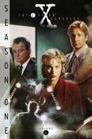 X-Files Classics: Season 1 Volume 1 1631401157 Book Cover