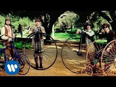 Video Panic! At The Disco: That Green Gentleman [OFFICIAL VIDEO]