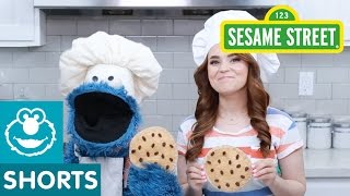 Sesame Street: Rosanna Pansino and Cookie Make a Snack!